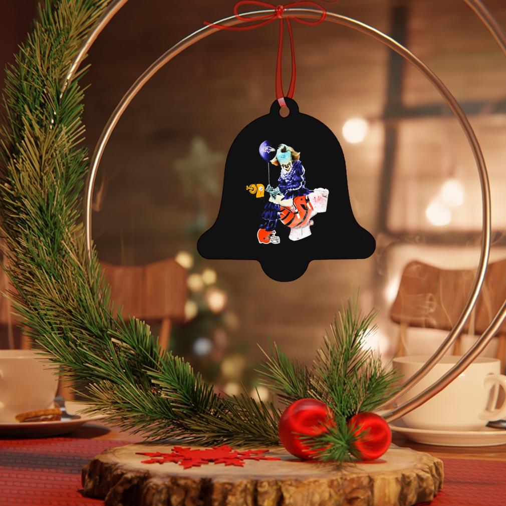 The Grinch Christmas Ornament Baltimore Ravens Shirt