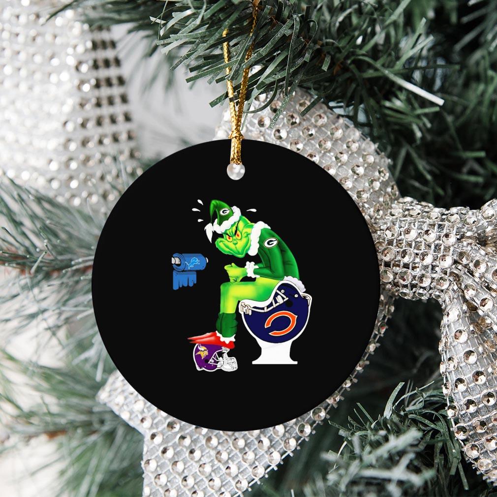 Nice The Grinch Chicago Bears Shit On Toilet Green Bay Packers Christmas  Shirt - Thefirsttees