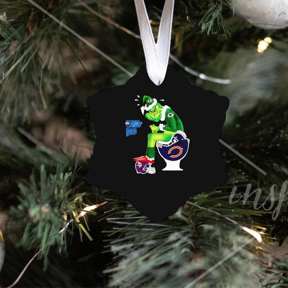 Nice The Grinch Chicago Bears Shit On Toilet Green Bay Packers Christmas  Shirt - Thefirsttees